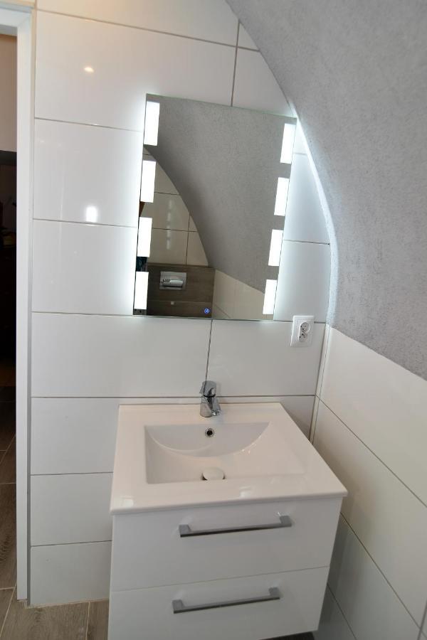 Apartament 174 קרפאז' מראה חיצוני תמונה
